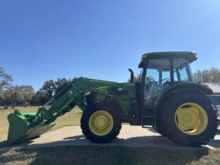 2023 John Deere 5100E