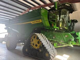2023 John Deere X9 1000