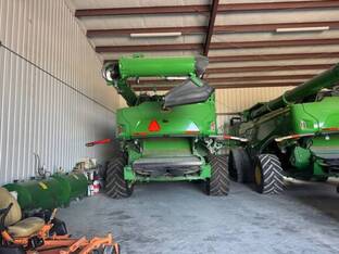 2023 John Deere X9 1000