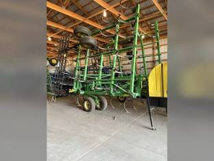 2012 John Deere 2210