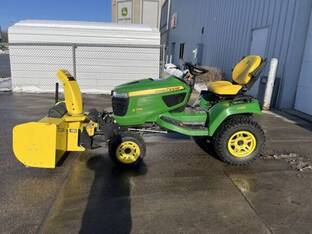 2021 John Deere X739