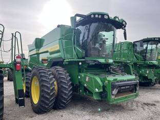 2025 John Deere S7 800