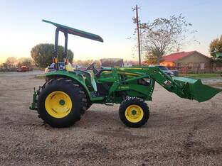 2019 John Deere 4044M