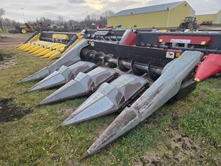 1992 Gleaner HUGGER 436