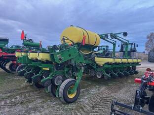 2019 John Deere 1775NT