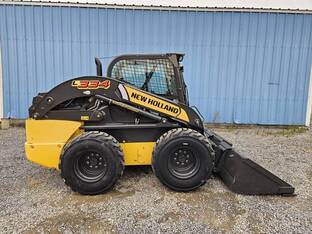 2025 New Holland L334