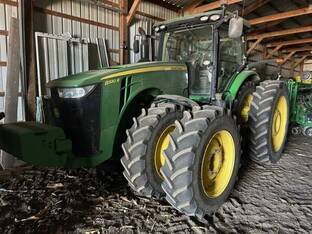 2015 John Deere 8320R