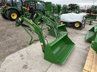 2025 John Deere 120R