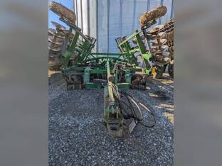 2013 John Deere 2720