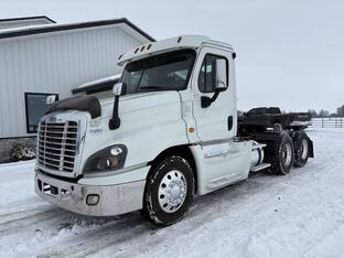 2016 Freightliner CASCADIA 125