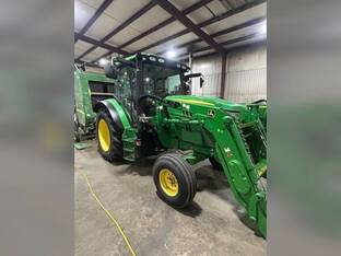2013 John Deere 6105R