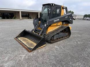 2023 John Deere 333G