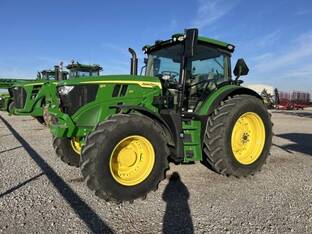 2023 John Deere 6R 155