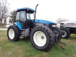 New Holland TV140