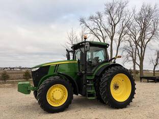 2017 John Deere 7290R