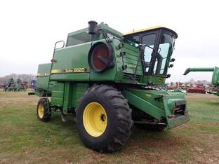 John Deere 6620