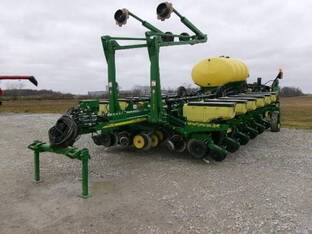 2014 John Deere 1770