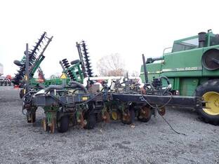 Black Machine SPLITTER PLANTER