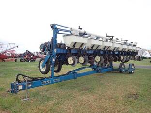 Kinze 2600