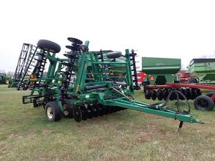 2010 Great Plains 2400TT