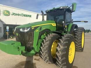 2022 John Deere 8R 340