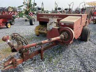 New Holland 326