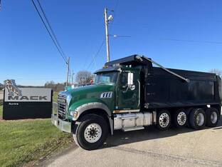 2013 Mack GRANITE GU713