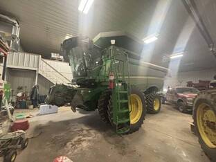 2012 John Deere S660