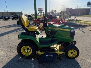 2019 John Deere X758