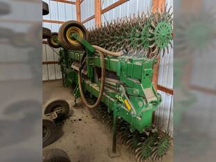 John Deere 400