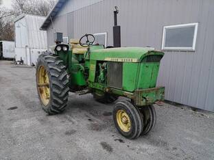 1970 John Deere 3020