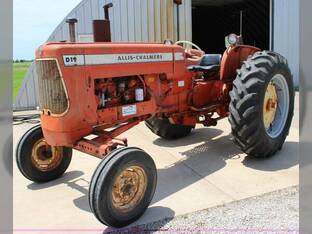 Allis-Chalmers D19 Series IV