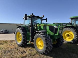 2023 John Deere 6R 175