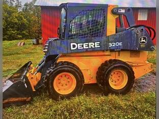 2014 John Deere 320E