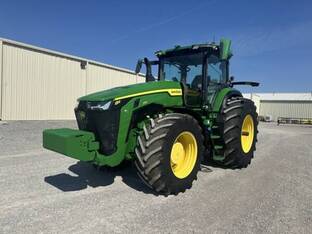 2022 John Deere 8R 370
