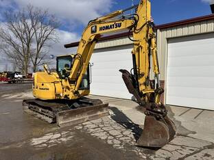 2016 Komatsu PC88MR-10