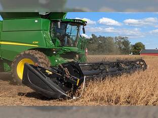 2012 MacDon Industries FD75D