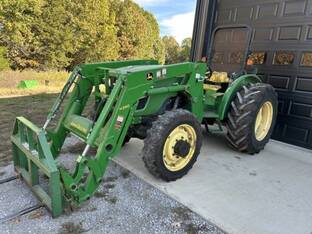 2005 John Deere 5325
