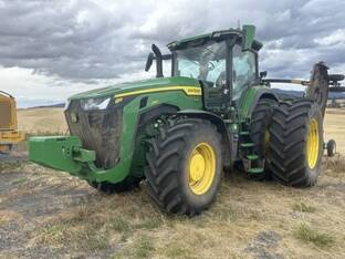 2024 John Deere 8R 340