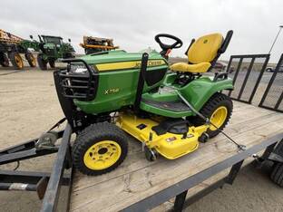 2021 John Deere X758