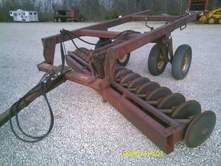 85 International 760