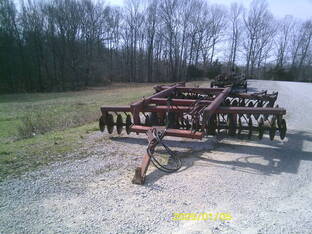 85 International 760