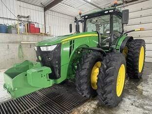 2019 John Deere 8320R