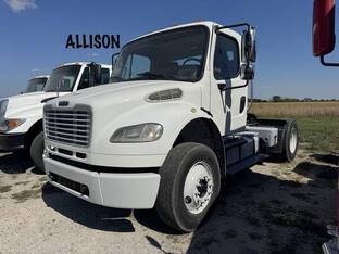 2015 Freightliner BUSINESS CLASS M2 106
