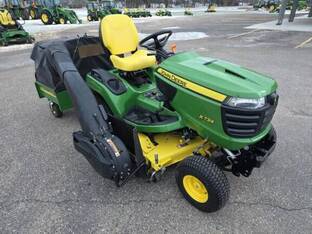 2017 John Deere X734
