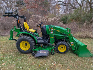 2015 John Deere 2025R
