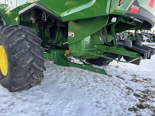 2025 John Deere S7 900