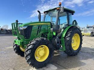 2023 John Deere 6135E