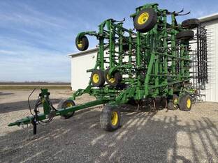 2025 John Deere 2230