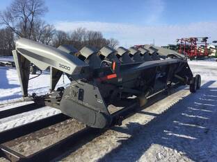 2012 Gleaner 3000